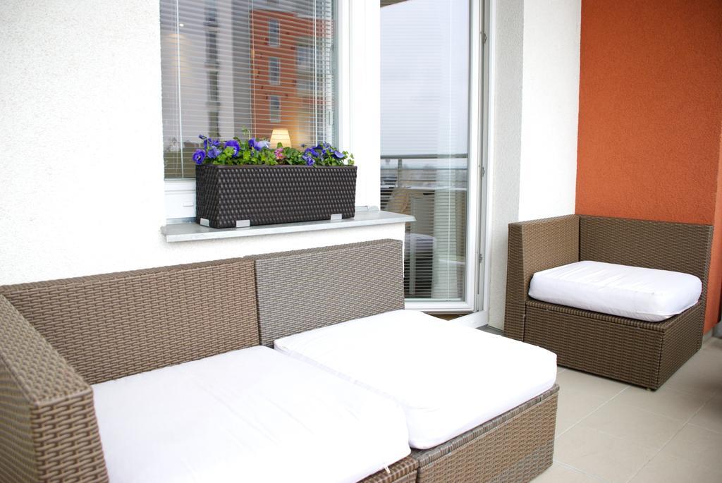 A Nice Place To Stay Apartments Praha Pokoj fotografie
